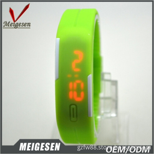 Christmas custom logo led kids quartz led watch waterproof
